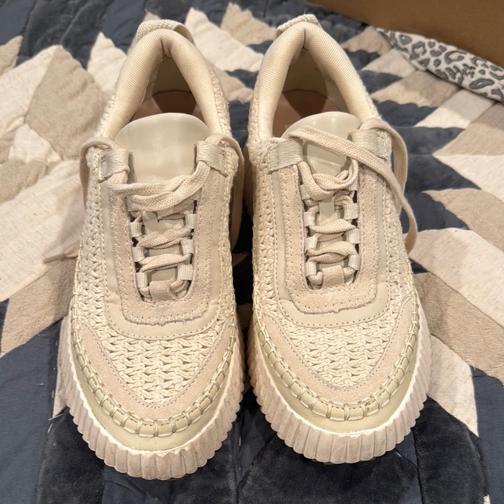 Dolce Vita sneakers